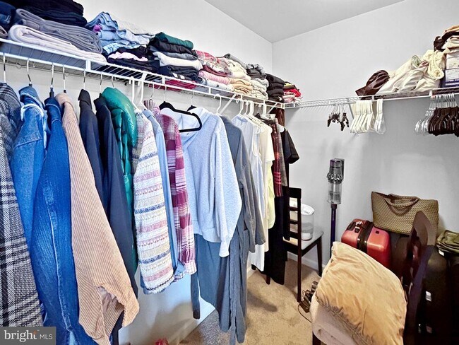 Building Photo - 12745 Longford Glen Dr