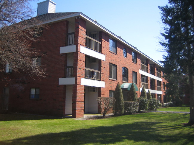 Parkwood - Keene, NH | Apartment Finder