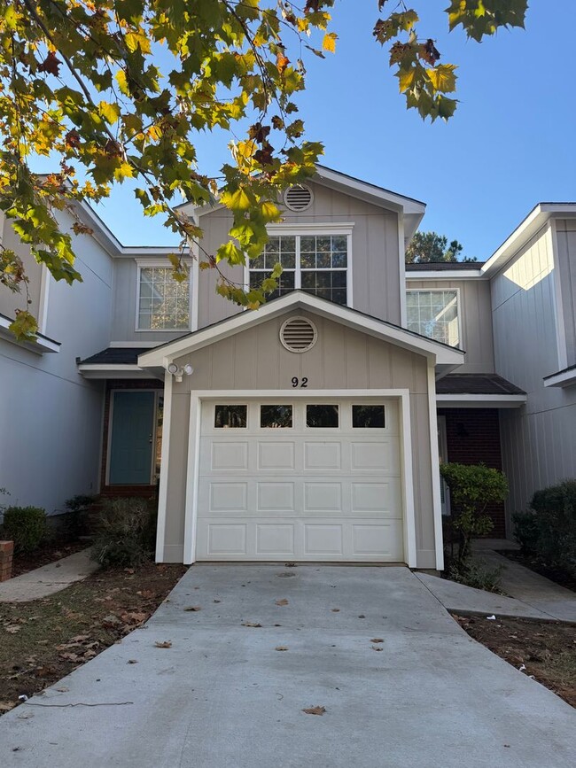 Primary Photo - 92 Woodfield Pl