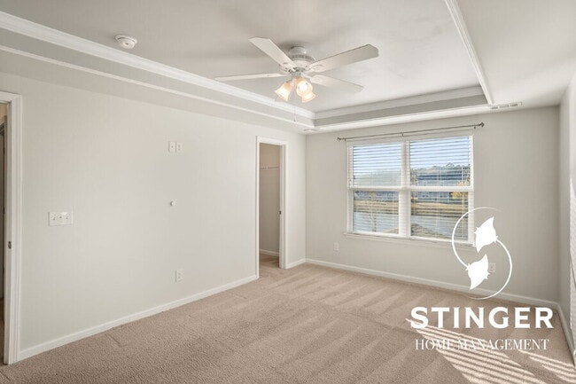 Building Photo - 71 Saluda Way