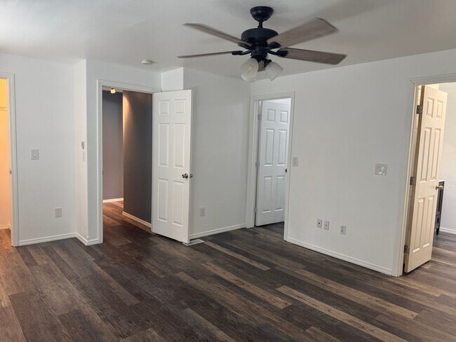 Building Photo - Spacious 4-Bedroom in Clearwood – Gated Co...