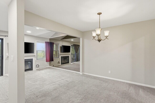 Building Photo - 2200 Bushnell Dr