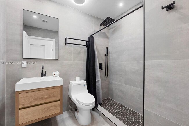 Building Photo - 461 SW 1st St