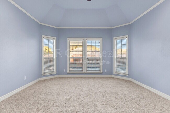 Building Photo - 1405 Gunnison Dr