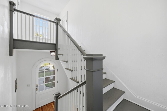 Building Photo - 3110 Oak St