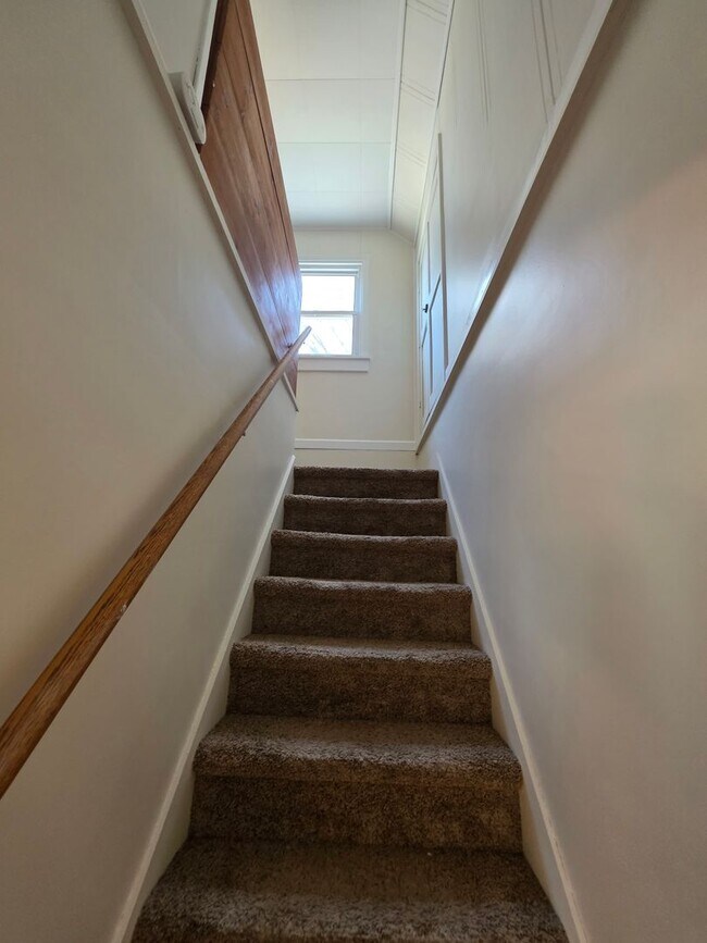 Building Photo - Cute 3 Bedroom Single Family Available Soon Greece Schools