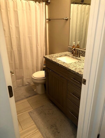 Building Photo - 3239 S 840 E