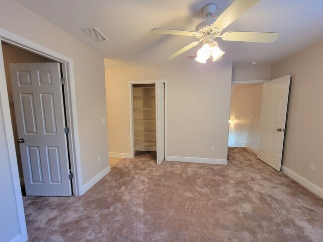 Building Photo - 1575 Paul Russell Rd