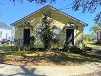 Building Photo - 709 Pryce Street