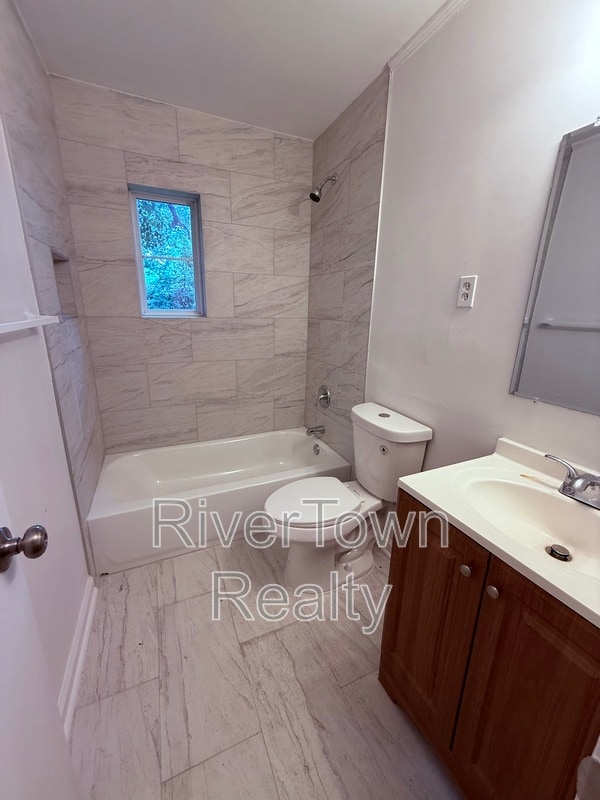 Building Photo - 3602 Suzanne Dr