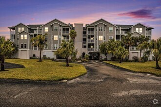 Building Photo - 5727 Biscayne Ct
