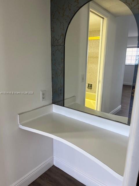 Building Photo - 2651 S Course Dr