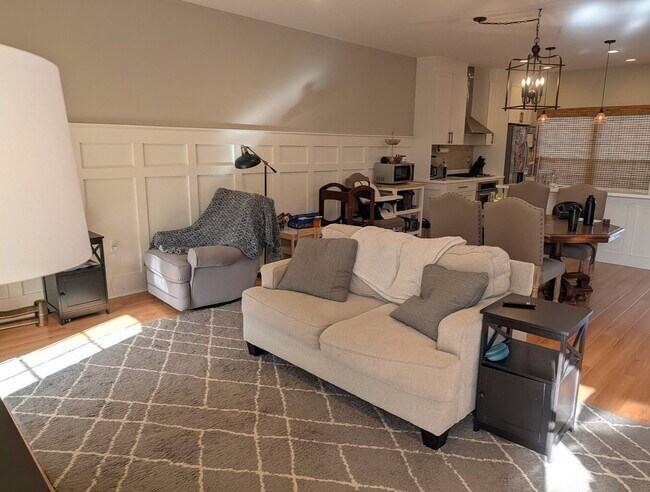 Building Photo - Leesburg Leisure