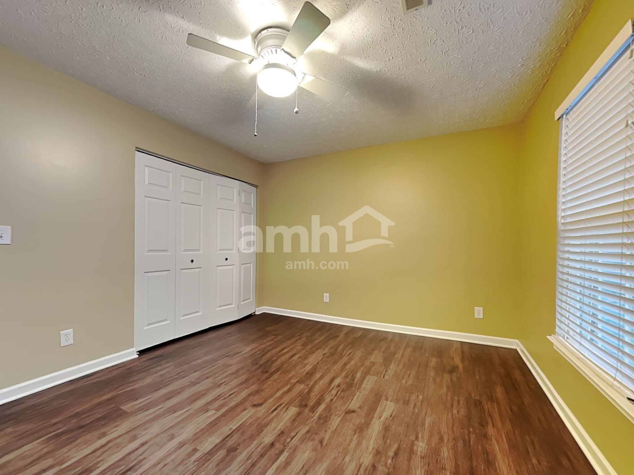 Building Photo - 285 Coyote Dr