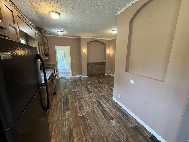 Building Photo - Mobile Home for Rent