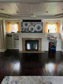 Building Photo - 2221 WI-83