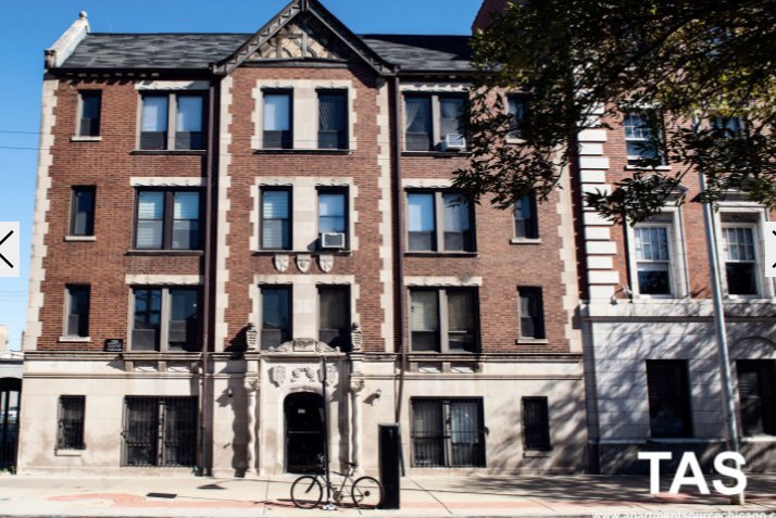 Building Photo - 3345 N Marshfield Ave