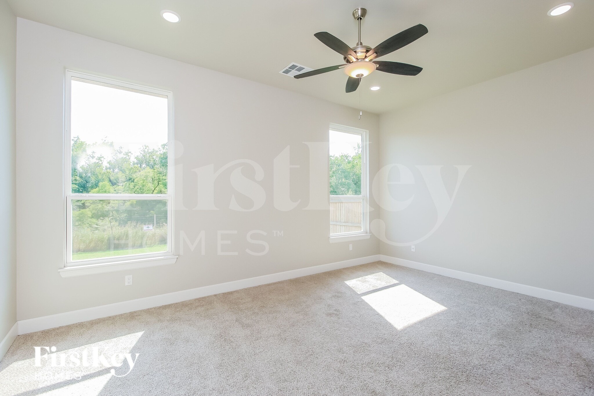 Building Photo - 15901 Aparados Wy