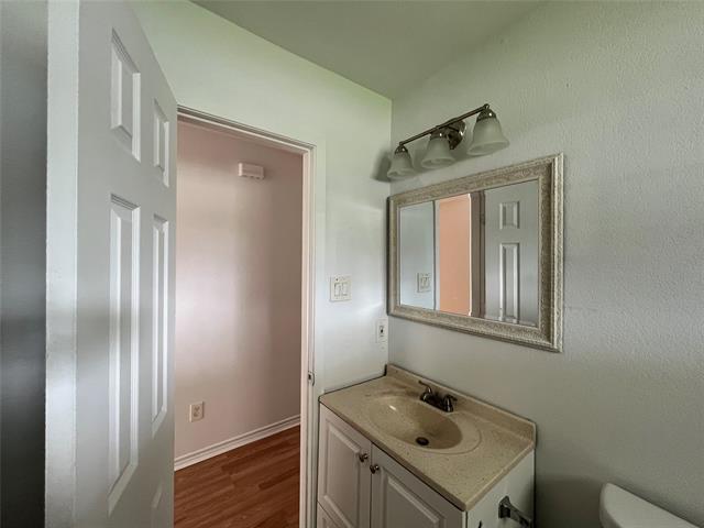 Building Photo - 5828 Lazy River Dr