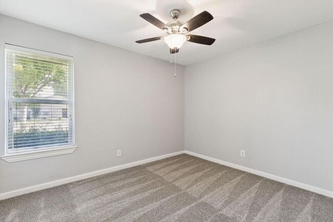 Building Photo - 3324 Claymore Dr