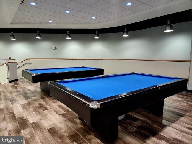 Building Photo - 1121 Arlington Blvd