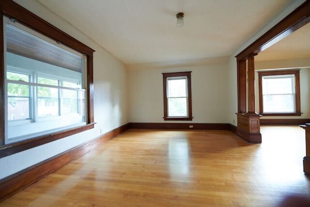 Living room - 1606 6th St NE