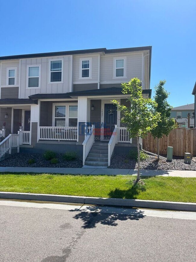 Primary Photo - 14221 Alpine Lily St