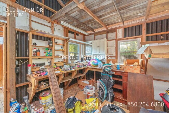 Building Photo - 3101 Lynn Dr