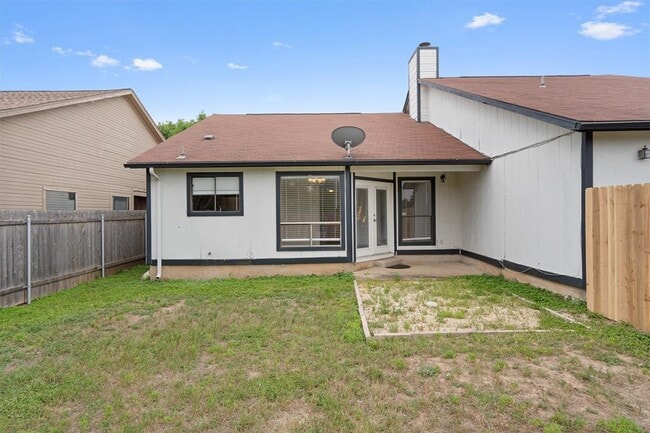 Building Photo - 13357 Water Oak Ln