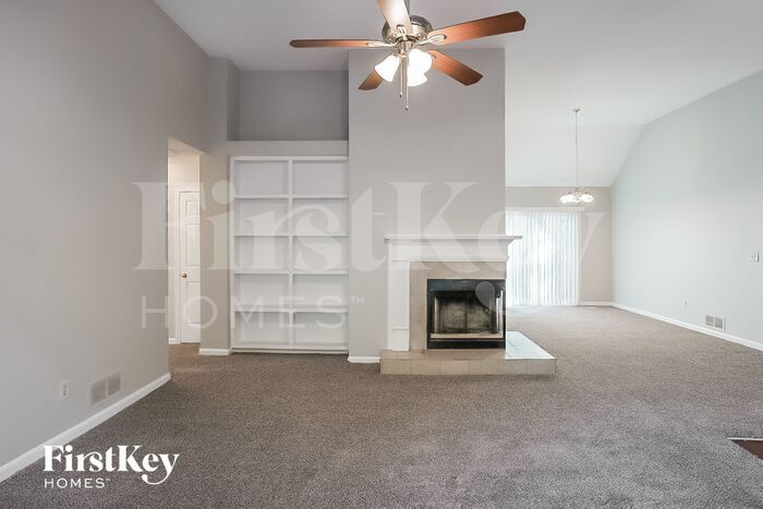 Building Photo - 2608 Plantation Way