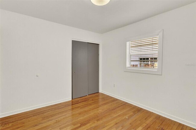 Building Photo - 3345 Lila Dr