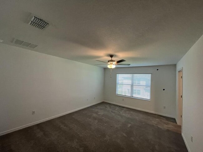 Building Photo - 14409 Easy Goer St