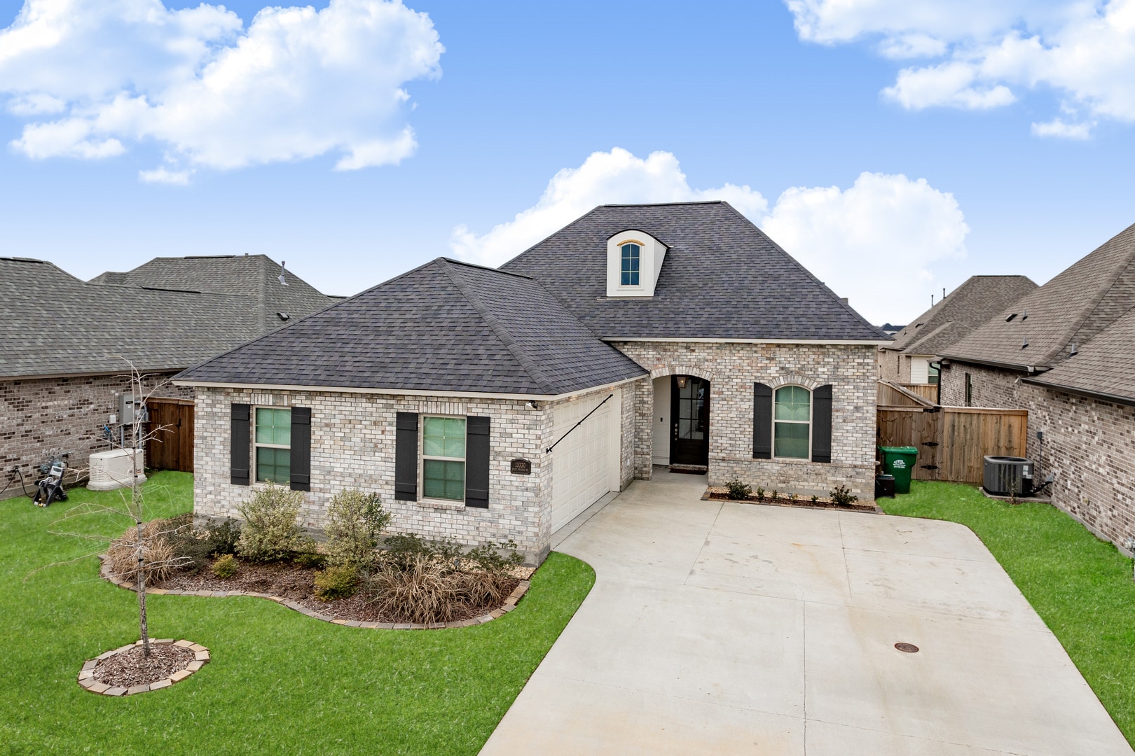 Building Photo - 13330 Belle Prairie Dr
