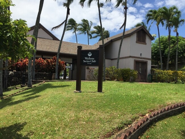 Building Photo - Spacious Wailuna! Centrally Located!