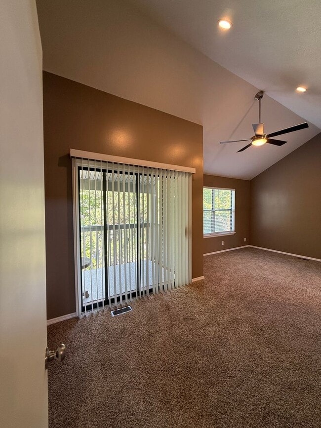 Building Photo - 8861 W 106th Terrace