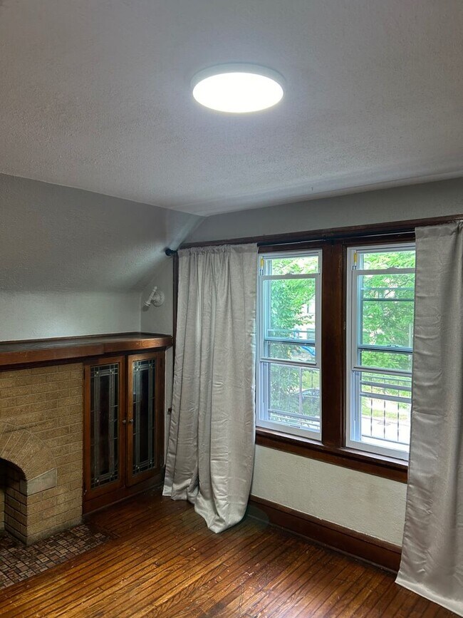 Building Photo - 3264 N 37th St