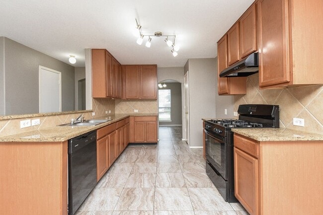 Building Photo - 642 Kiley Dr
