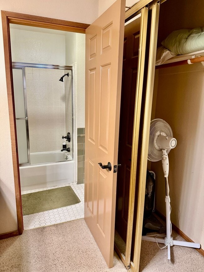 Building Photo - FOR RENT – Aspen Creek Condo in Mammoth Lakes