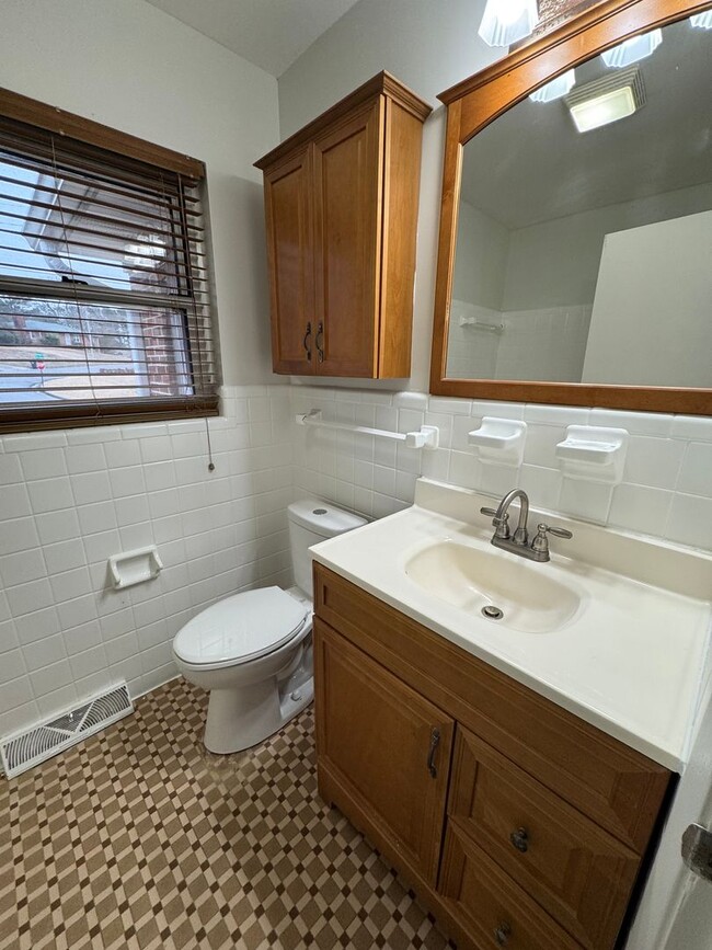 Building Photo - Brick 3/1.5 bath house with bonus in North...