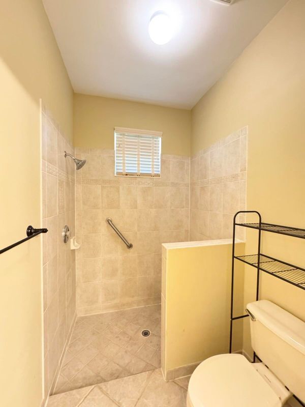 Building Photo - 8654 Lineyard Cay