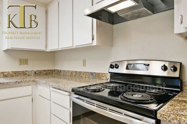 Building Photo - 4751 Knapp Way