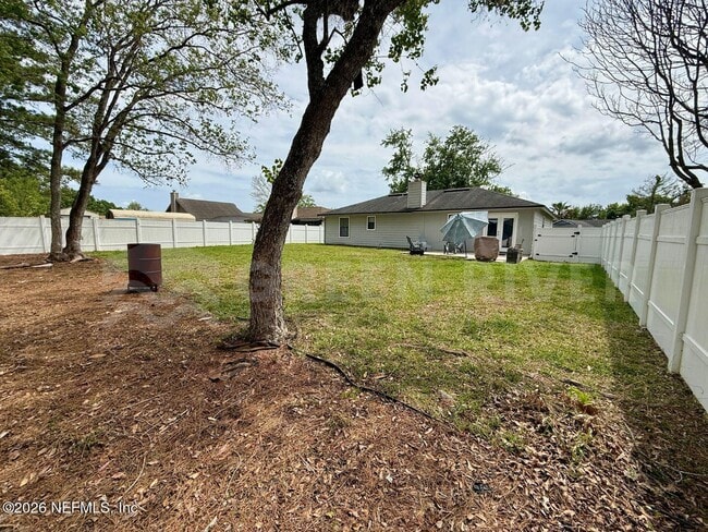 Building Photo - 7541 Allspice Cir N