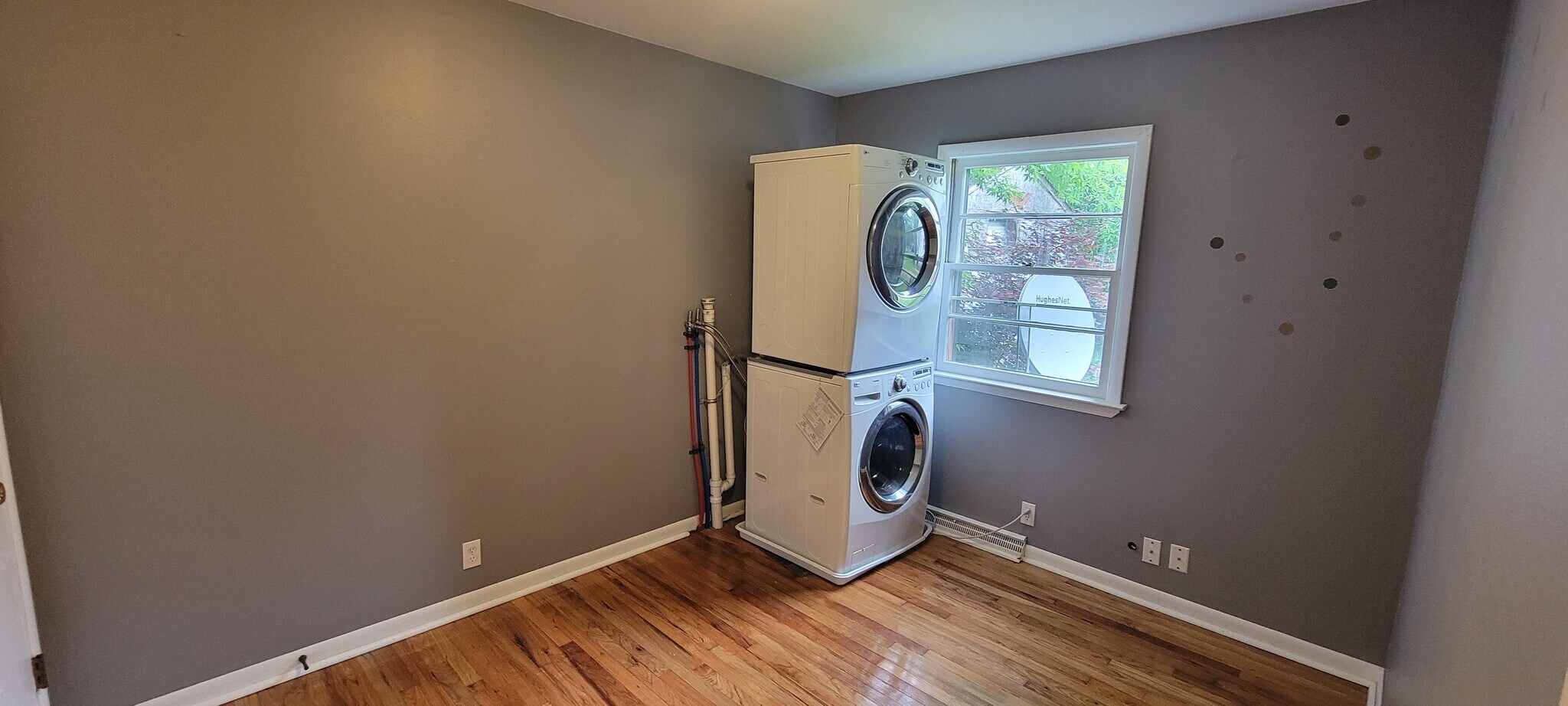 Building Photo - 2112 Ferrol St