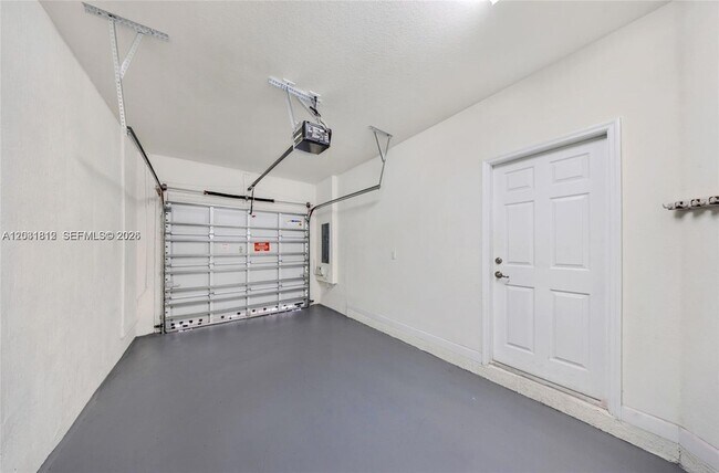 Building Photo - 25272 SW 115th Ave