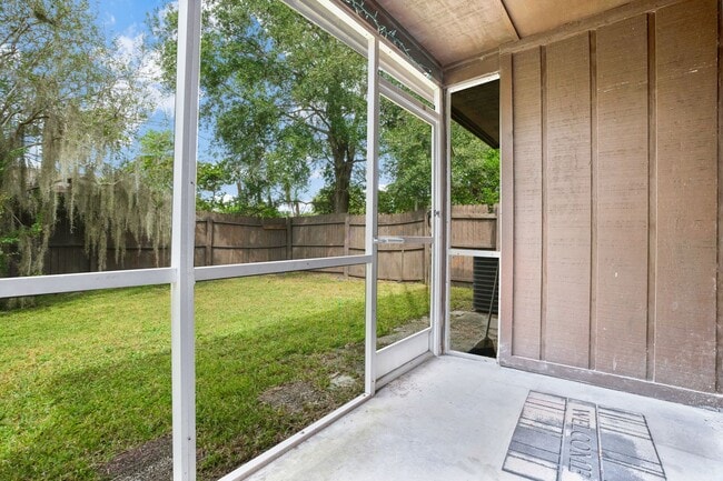 Building Photo - 3121 Yorych Ln