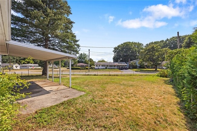 Building Photo - 189 Lawson Rd