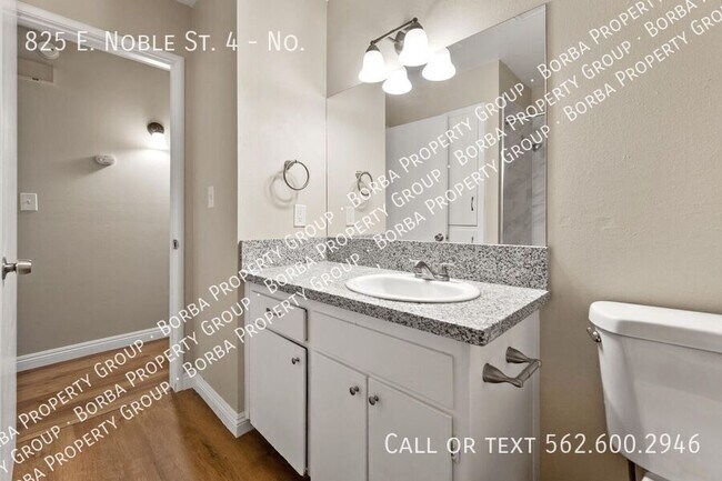 Building Photo - 825 E Noble Ave