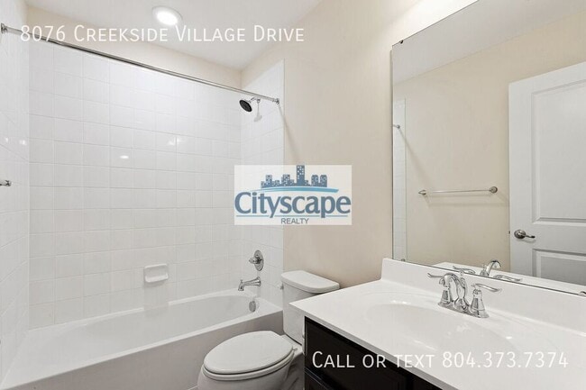 Building Photo - 8076 Creekside Village Dr