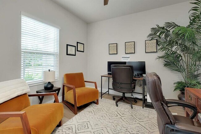 Building Photo - 12177 Stuart Dr