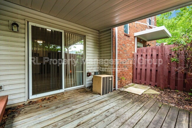 Building Photo - 1340 Baja Ln